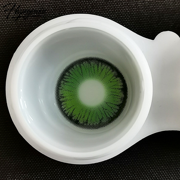 ファッションイヤーハロウィン用使い捨て直径14.5mmグリーンコンタクトレンズ 